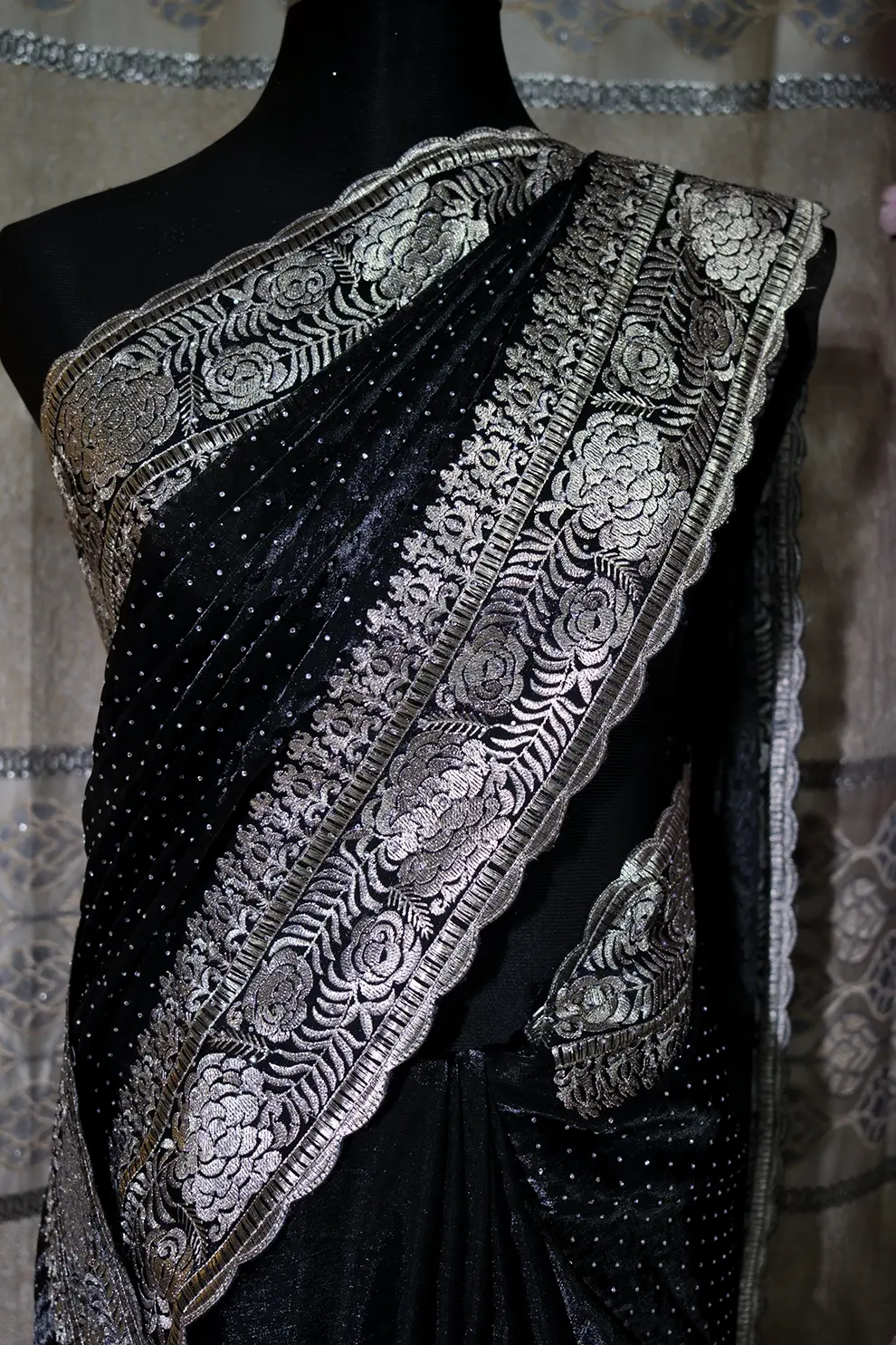 Black jemi Chu Georgette party Saree